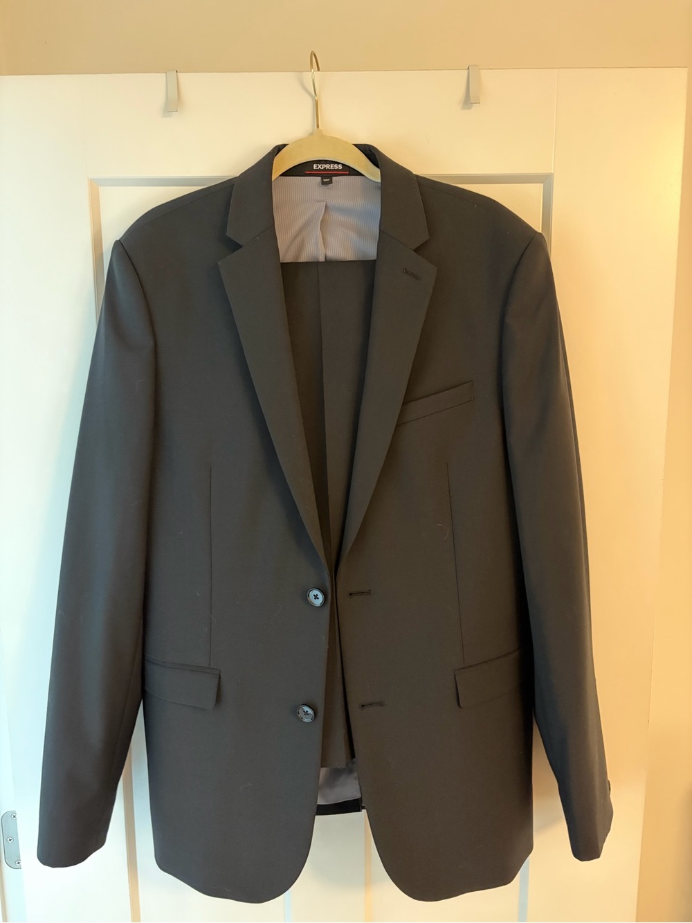 Express Men's Black Two-Button Suit Blazer